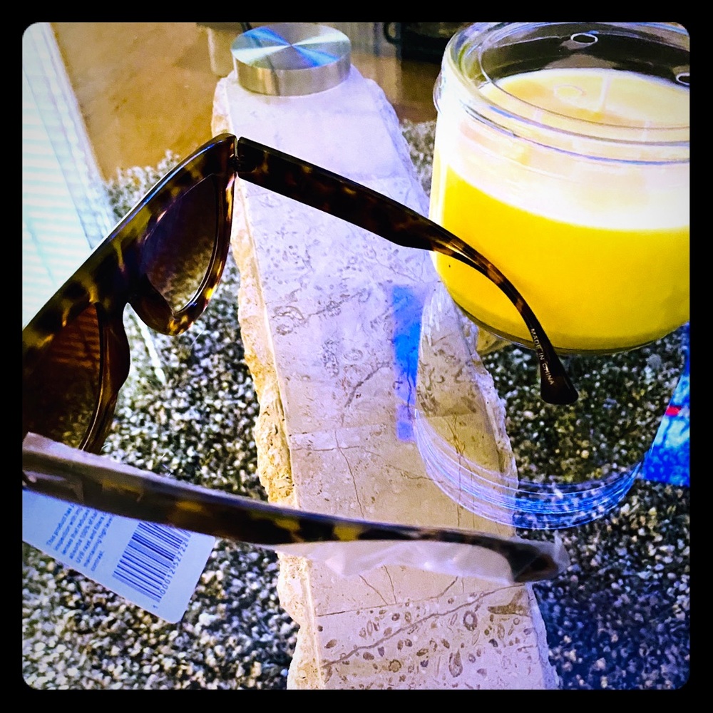 SAVVY DIVA STUNNERS ✨✨BROWN/CHEETAH FRAMES UV400